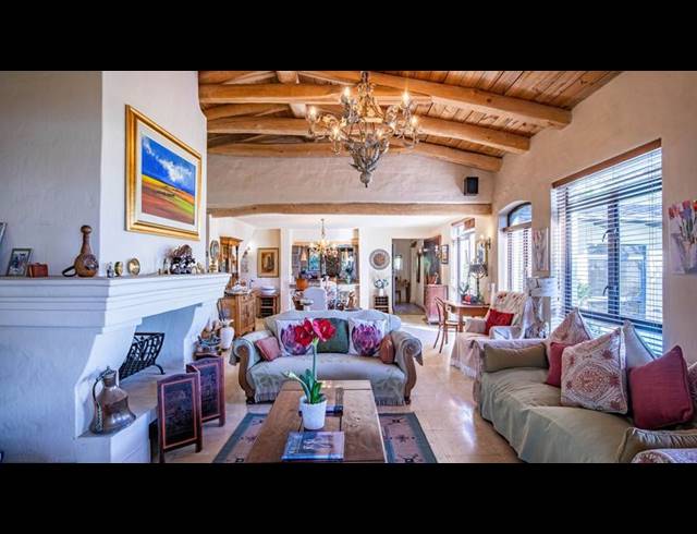 3 BEDROOM HOUSE FOR SALE IN BAVIAANSKLOOF ESTATE